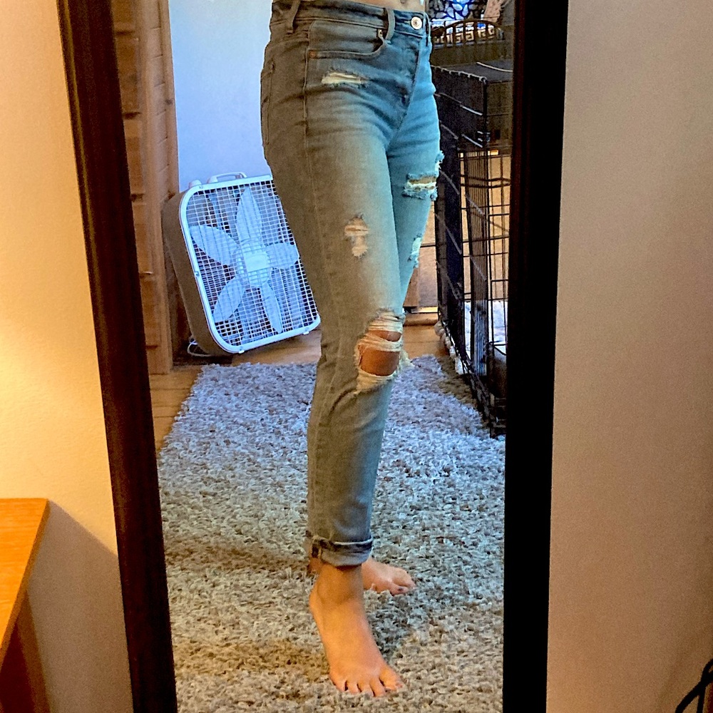 American Eagle Stretch Mom Jeans